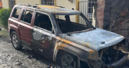 Incendian yipeta de mujer emprendedora en Hato Mayor