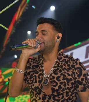 Yarony recibe respaldo del público y de estrellas de la bachata como Romeo
