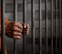 Dictan 30 años de prisión a hombre por matar a otro en asalto y violar mujer