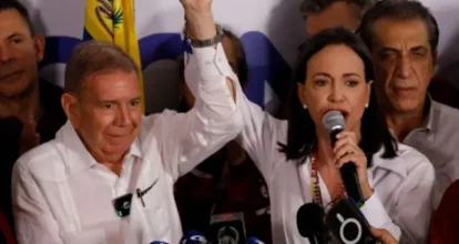 Oposición se declara ganadora en Venezuela y pide a Fuerza Armada 