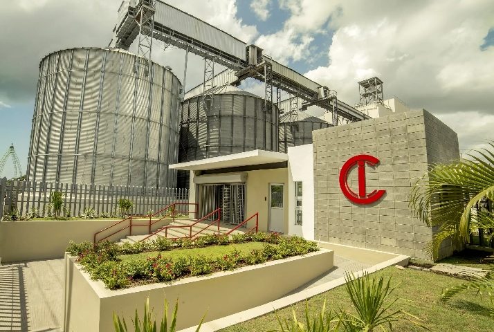Fitch afirma calificación de César Iglesias y destaca su posición financiera fortalecida