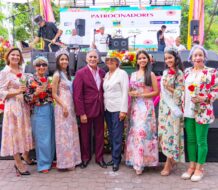 Festival de las Flores declara al presidente Luis Abinader y a la primera dama Raquel Arbaje como padrinos.