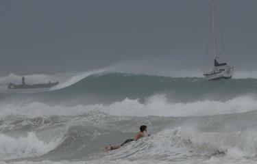 Huracán Beryl deja al menos 6 muertos, destrucción y 
