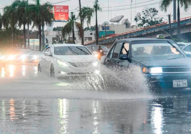 Onamet: onda tropical continuará generando aguaceros fuertes en gran parte del país