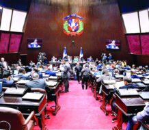 Diputados apoyan aprobar leyes que ordenó Carta Magna de 2010