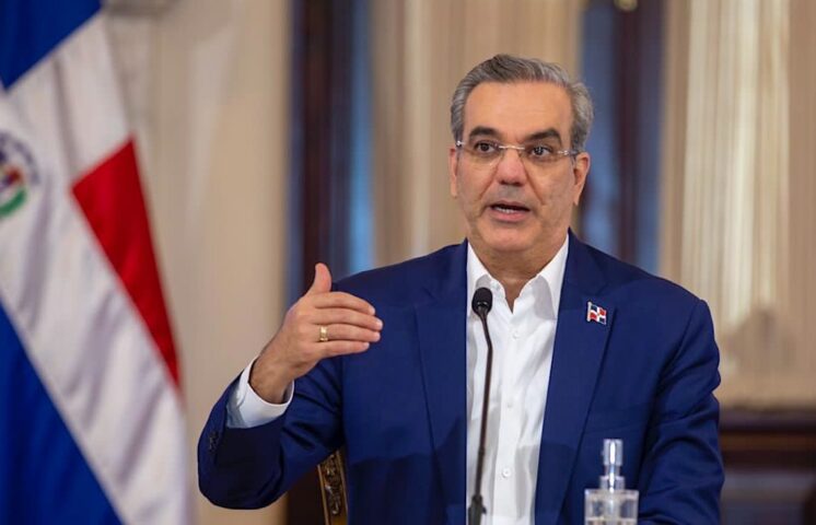 Abinader dice que sigue el consenso en el Congreso para aprobar la reforma