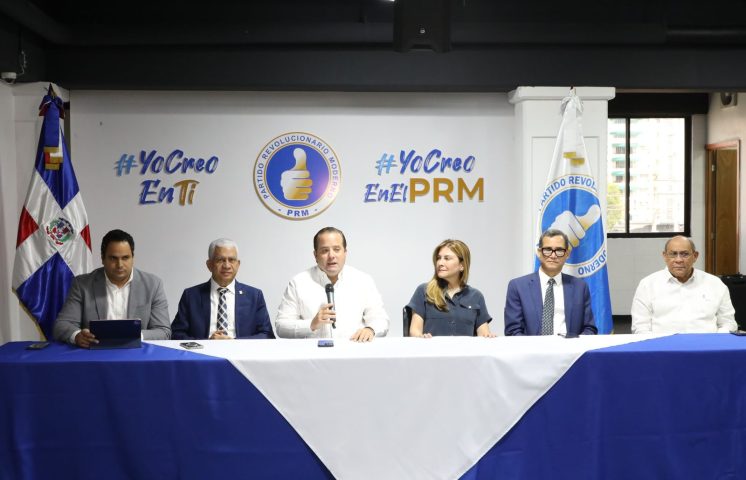 PRM anuncia seminario de formación para legisladores con Abinader y tres expresidentes