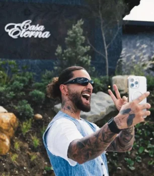 Maluma inaugura su restaurante en Medellín inspirado en la cultura colombiana
