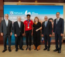 Marileidy Paulino visita la Torre Popular tras victoria en París 2024