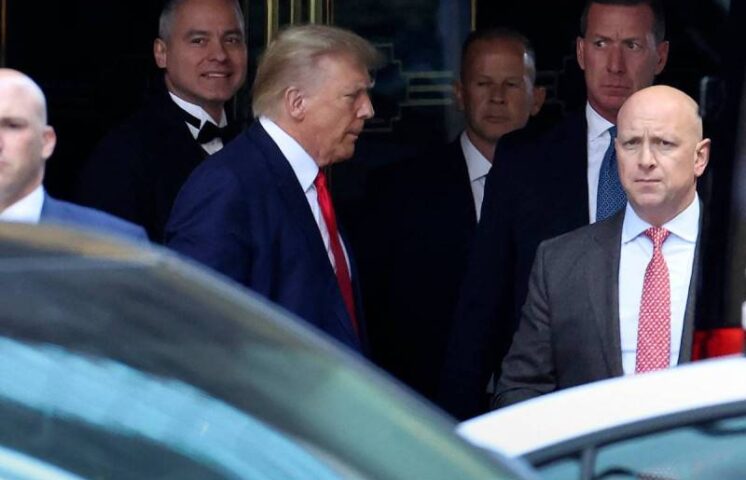 El Servicio Secreto aprueba un plan para proteger a Trump con vidrio blindado en sus mítines