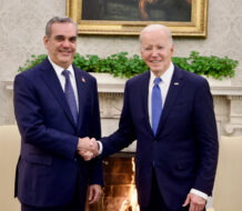 Biden felicita a Abinader y le ofrece su apoyo para garantizar un futuro próspero al país