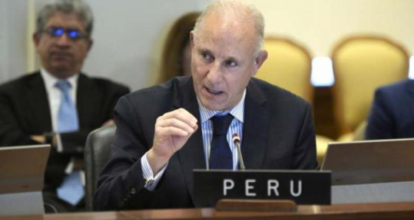 Canciller del Perú llega a RD para investidura de Luis Abinader