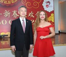 Joven cineasta dominicana Rure Alessandra Holguín Veras de León gana prestigiosa beca para la élite mundial del cine en la Beijing Film Academy