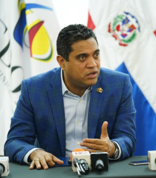Kelvin Cruz es designado ministro de Deportes