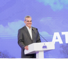 Encuesta realizada por Abinader revela que la mayoría apoya sus propuestas de reformas
