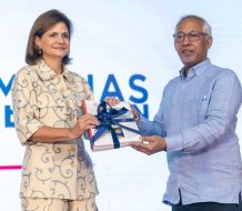 El TRAE, Libro Abierto y propuesta de reforma a Ley de Educación; logros gubernamentales en educación