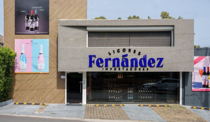 Licores Fernández y Ginebra Puerto de Indias: Innovación y Calidad en el Mercado Dominicano