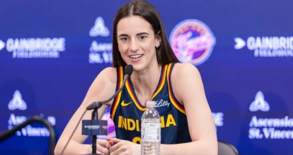 Caitlin Clark Establece Récord de Triples para Novatas en la WNBA