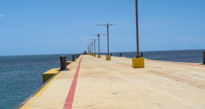 Raquel Peña y Jean Luis Rodríguez inauguran muelle pesquero en Cabo Rojo, Pedernales