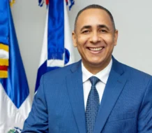 Designan a Nelson Arroyo como vicepresidente ejecutivo de Seguros Reservas