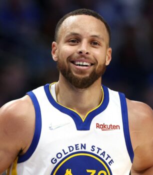 Stephen Curry firma extensión de contrato por un año y 62 millones con Golden State