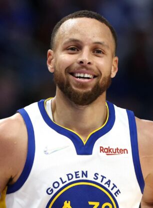 Stephen Curry firma extensión de contrato por un año y 62 millones con Golden State