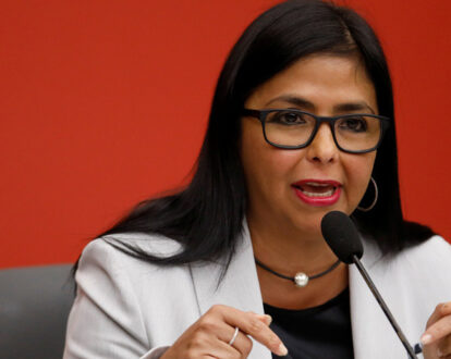 Presidenta de Venezuela dice la prioridad ahora es rescatar a las personas atrapadas