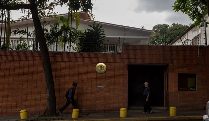 “Preocupación” en la UE sobre Venezuela: el arresto de dos españoles y un checo es “lamentable”
