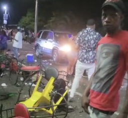 Reportan al menos 10 muertos y 17 heridos por accidente de tránsito en Azua