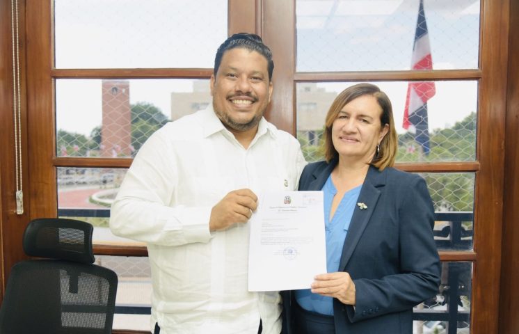 Diputado Yancarlos Simanca presenta sus primeros proyectos de ley ante la Cámara de Diputados