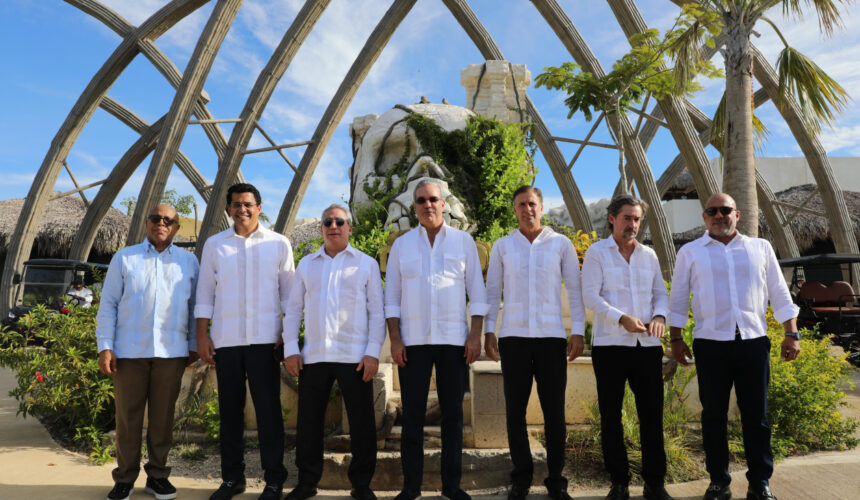 Presidente Abinader asiste a apertura oficial del parque acuático temático El Dorado Park, en la Ciudad Destino Cap Cana