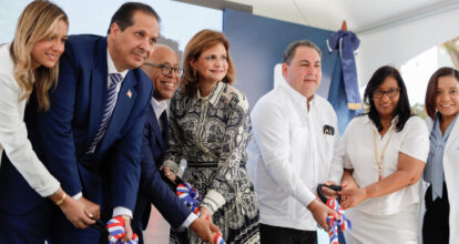 Vicepresidenta Raquel Peña da inicio a la construcción de nueva unidad de quemados en el Hospital Robert Reid