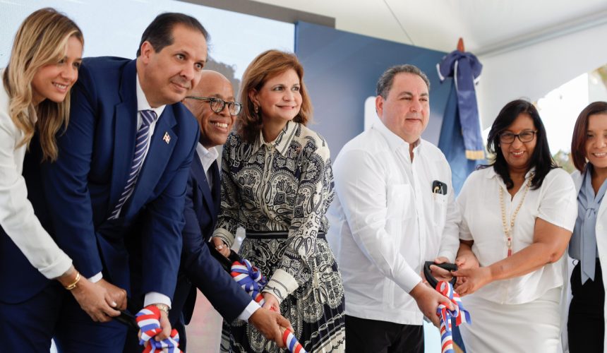 Vicepresidenta Raquel Peña da inicio a la construcción de nueva unidad de quemados en el Hospital Robert Reid