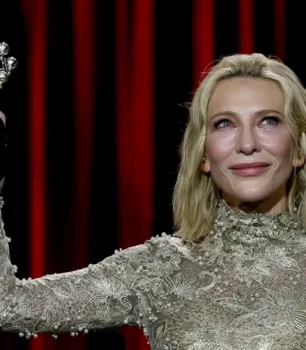 Cate Blanchett recibe su Premio Donostia celebrando “una vida creativa llena de dudas”