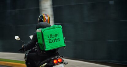 Conductores de Uber Eats exigen tarifas justas y anuncian paro para el viernes