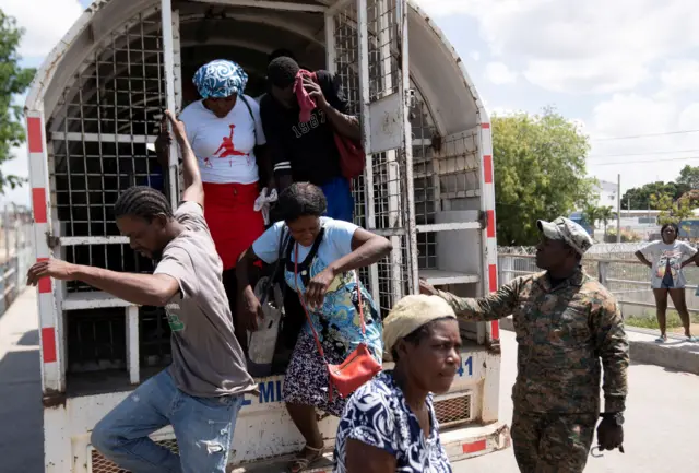 DGM ha deportado alrededor de 37, 985 haitianos en menos de 20 días