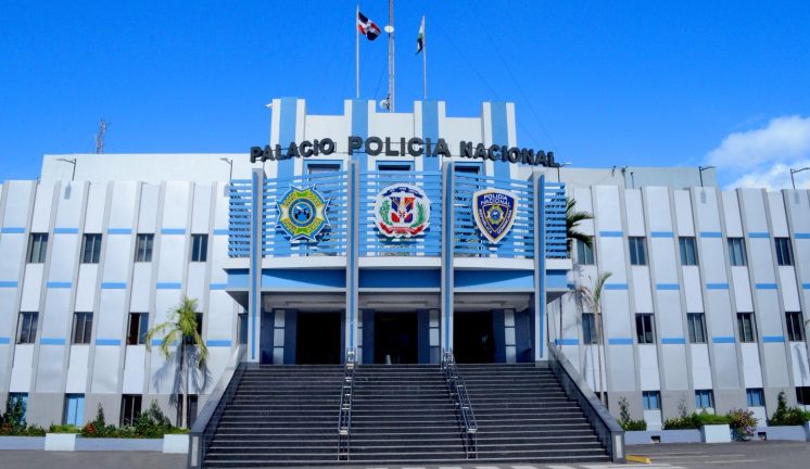 Policía ocupa armas y sustancias narcóticas en Monte Plata