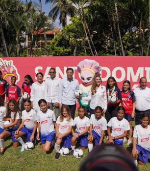 Emblemático mural en Santo Domingo recibe al Mundial Femenino Sub-17 de FIFA