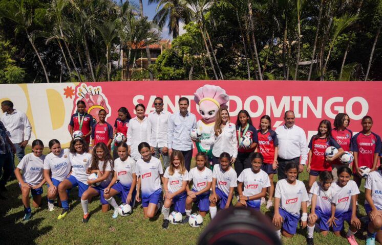 Emblemático mural en Santo Domingo recibe al Mundial Femenino Sub-17 de FIFA