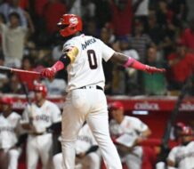 Escogido derrota 3 carreras por 2 a los Tigres del Licey