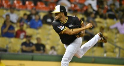 Águilas ganaron a Estrellas en casa con nuevo manager