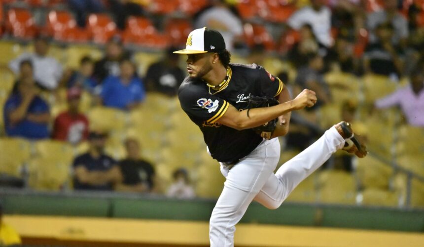 Águilas ganaron a Estrellas en casa con nuevo manager