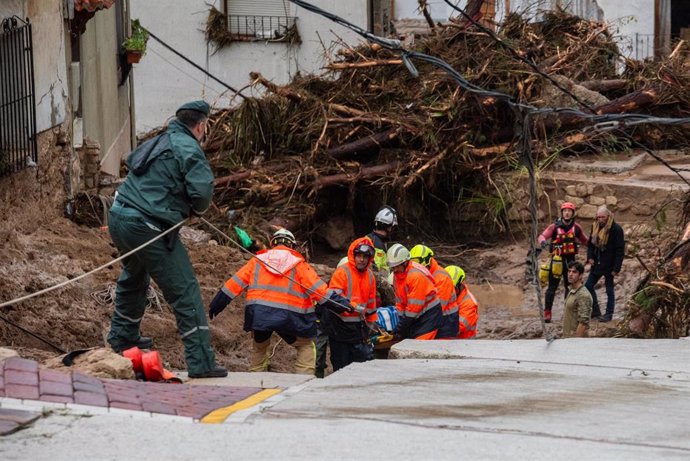 Al menos 64 muertos y decenas de desaparecidos por las intensas lluvias en España 