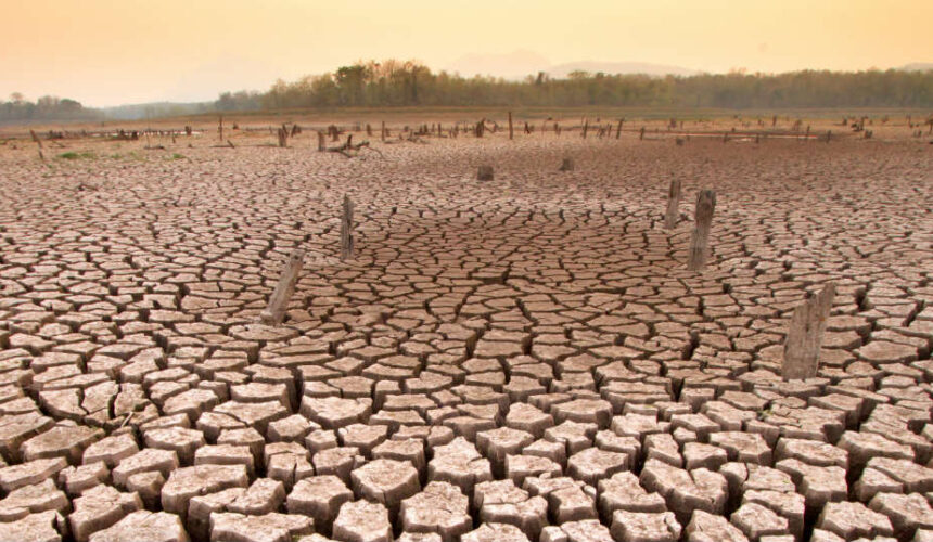 Sequías, tormentas e inundaciones, agua y el cambio climático 