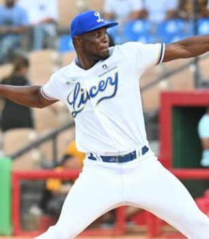 Licey vuelve a blanquear a las Águilas y gana cuarto en línea