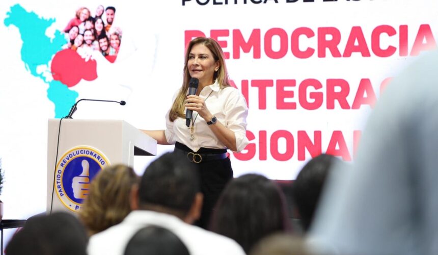 PRM impulsa la educación de dirigentes en el 𝗣𝗿𝗶𝗺𝗲𝗿 𝗖𝗼𝗻𝗴𝗿𝗲𝘀𝗼 𝗱𝗲 𝗙𝗼𝗿𝗺𝗮𝗰𝗶ó𝗻 𝗣𝗼𝗹í𝘁𝗶𝗰𝗮 𝗱𝗲 𝗹𝗮𝘀 𝗔𝗺é𝗿𝗶𝗰𝗮𝘀 