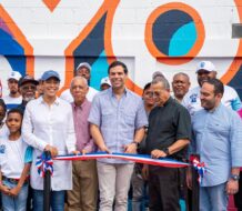Roberto Ángel y Propeep lanzan el programa de transformación cultural, “Arte en La 42”