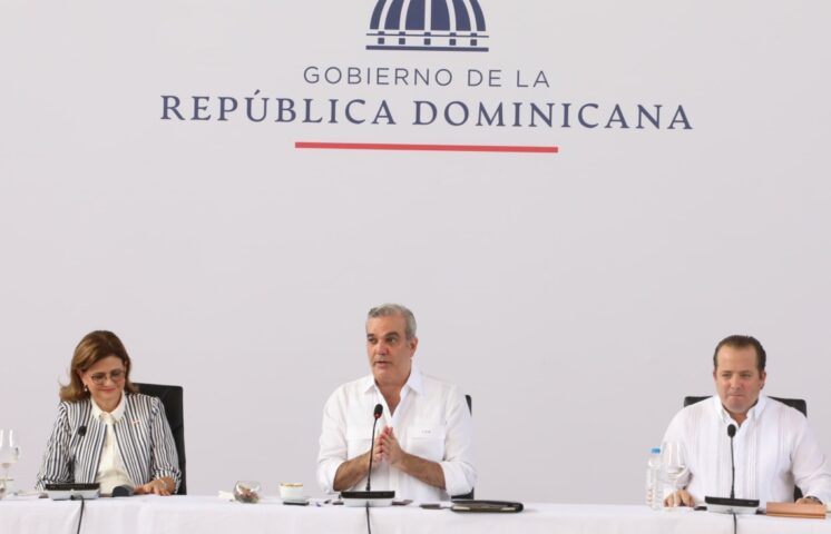 Abinader y vicepresidenta encabezan cuadragésimo séptimo Consejo de Gobierno en Higüey