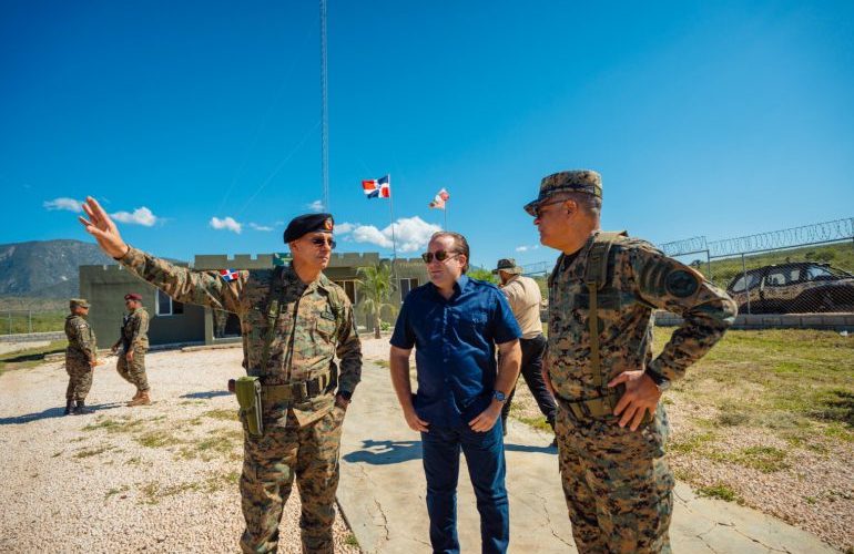 Paliza supervisa avance del 84% en verja perimetral RD-Haití