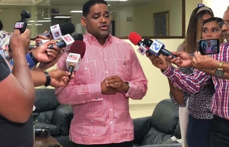 Diputado Jesús Sánchez llama al diálogo para atender demandas de los fiscales en paro laboral